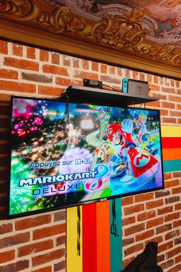Capsule Art Deco - Jacuzzi - Netflix - Home Cinema - Arcade De Jeux & Nintendo Switch - 2 Chambres - Filet Suspendu Valenciennes Ngoại thất bức ảnh