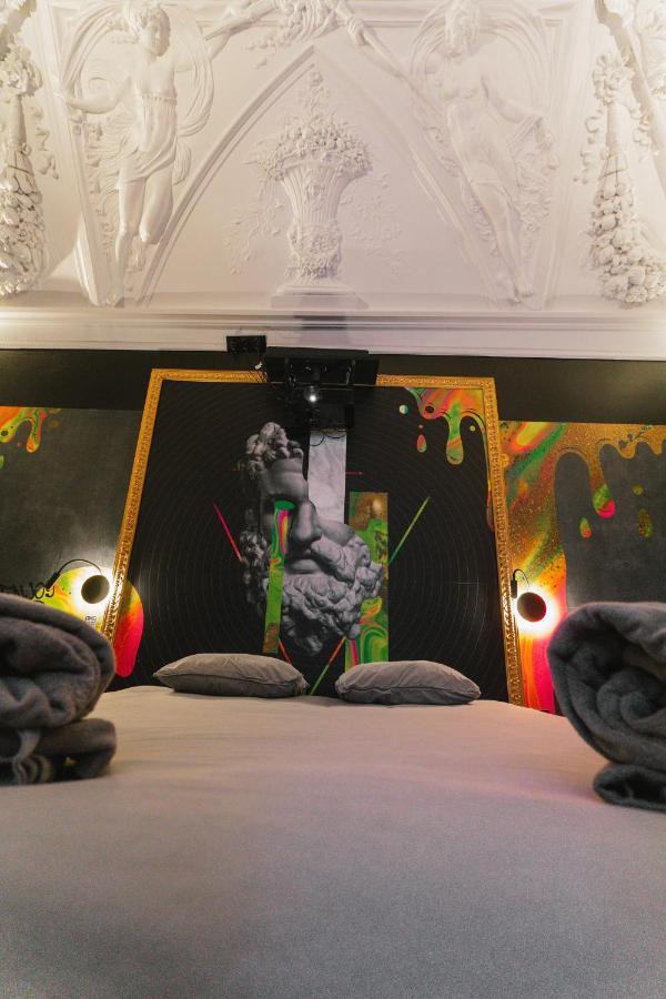 Capsule Art Deco - Jacuzzi - Netflix - Home Cinema - Arcade De Jeux & Nintendo Switch - 2 Chambres - Filet Suspendu Valenciennes Ngoại thất bức ảnh